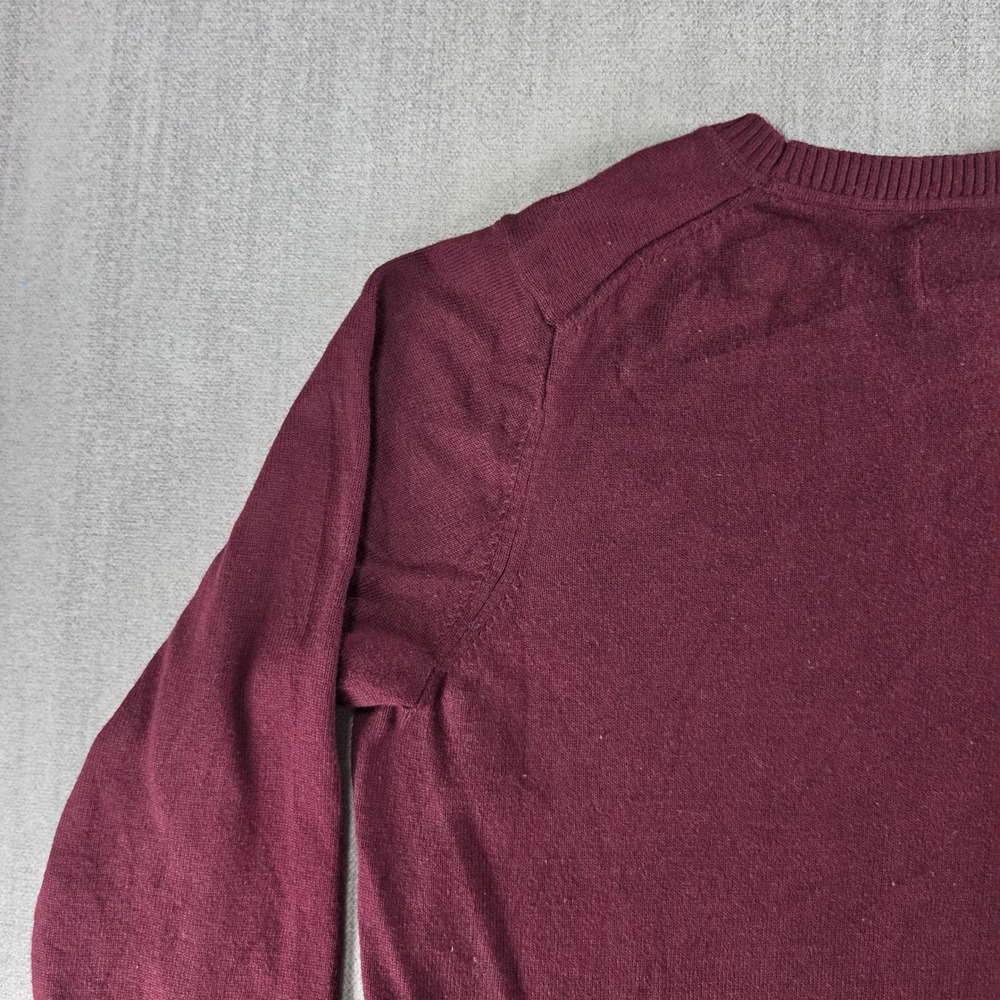 G.H. Bass & Co. Sweater Mens Medium Burgundy Crewneck Cotton Blend Faux Suede V - Picture 12 of 16